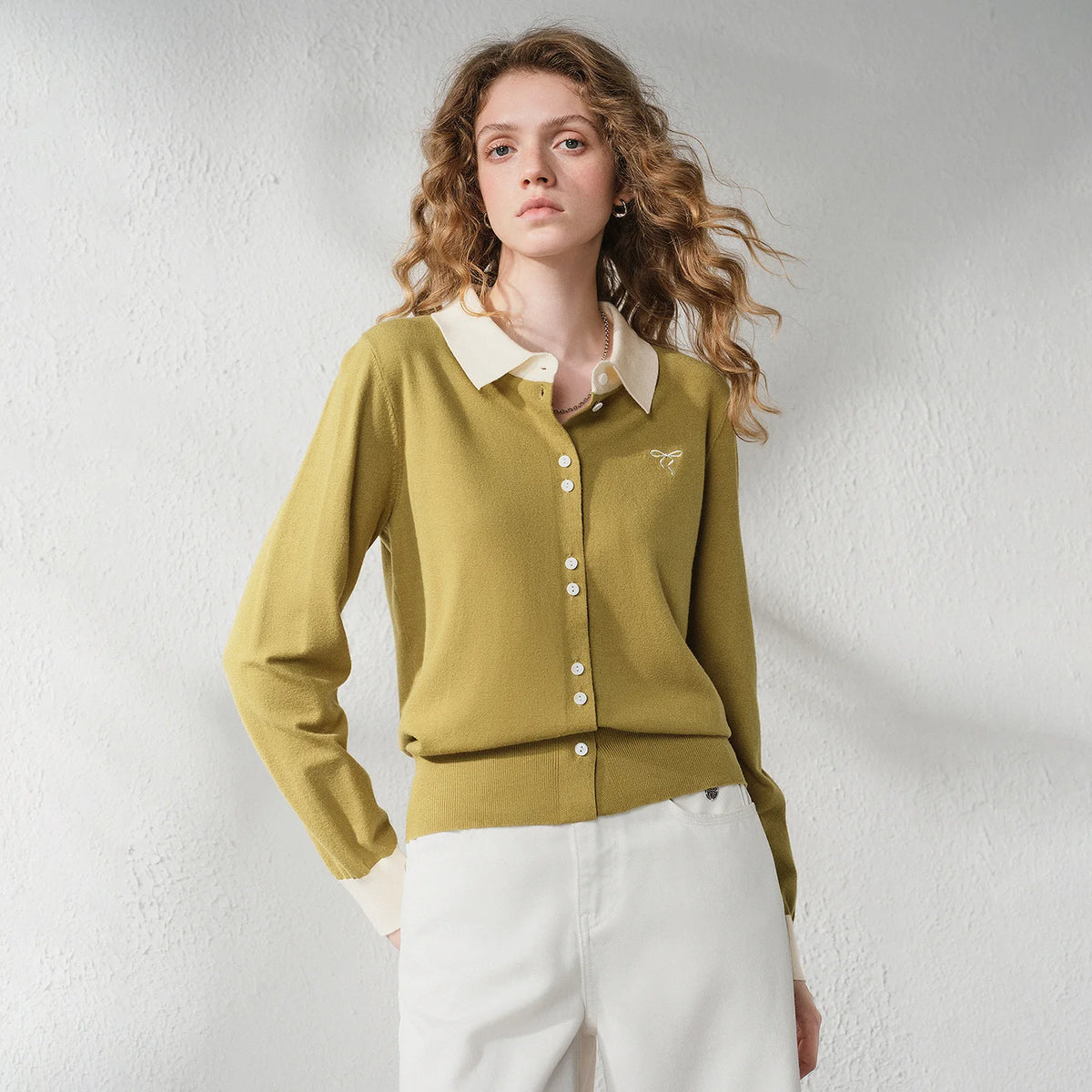 Contrast-Collar Button-Up Knit Cardigan
