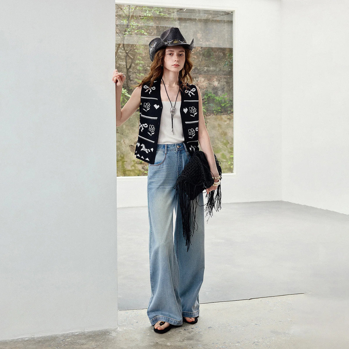 Bow-and-Flower Knit Vest