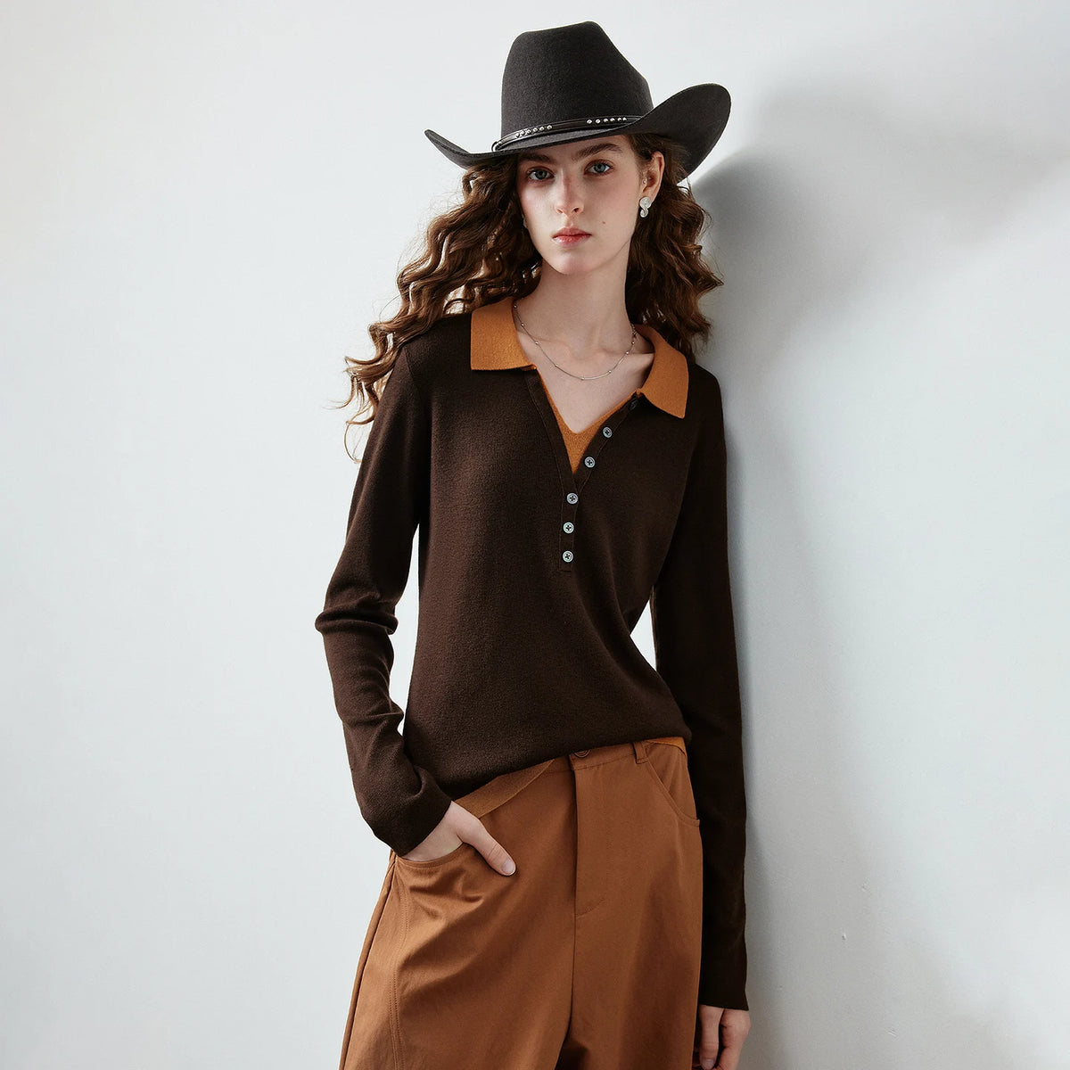 Contrast-Collar Long-Sleeve Knit Polo
