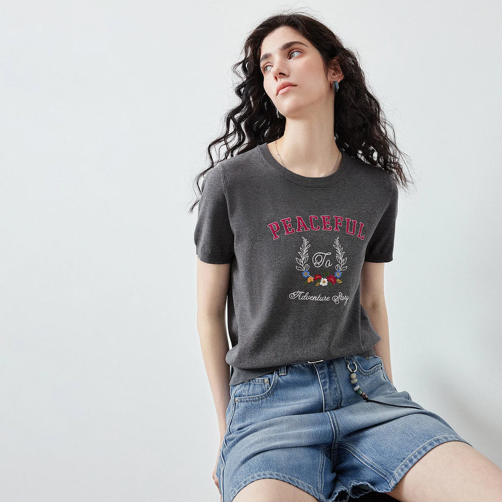 Wreath Graphic Crewneck Tee
