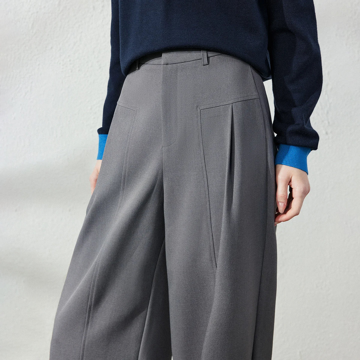 Pleated Tailored Wide-Leg Pants