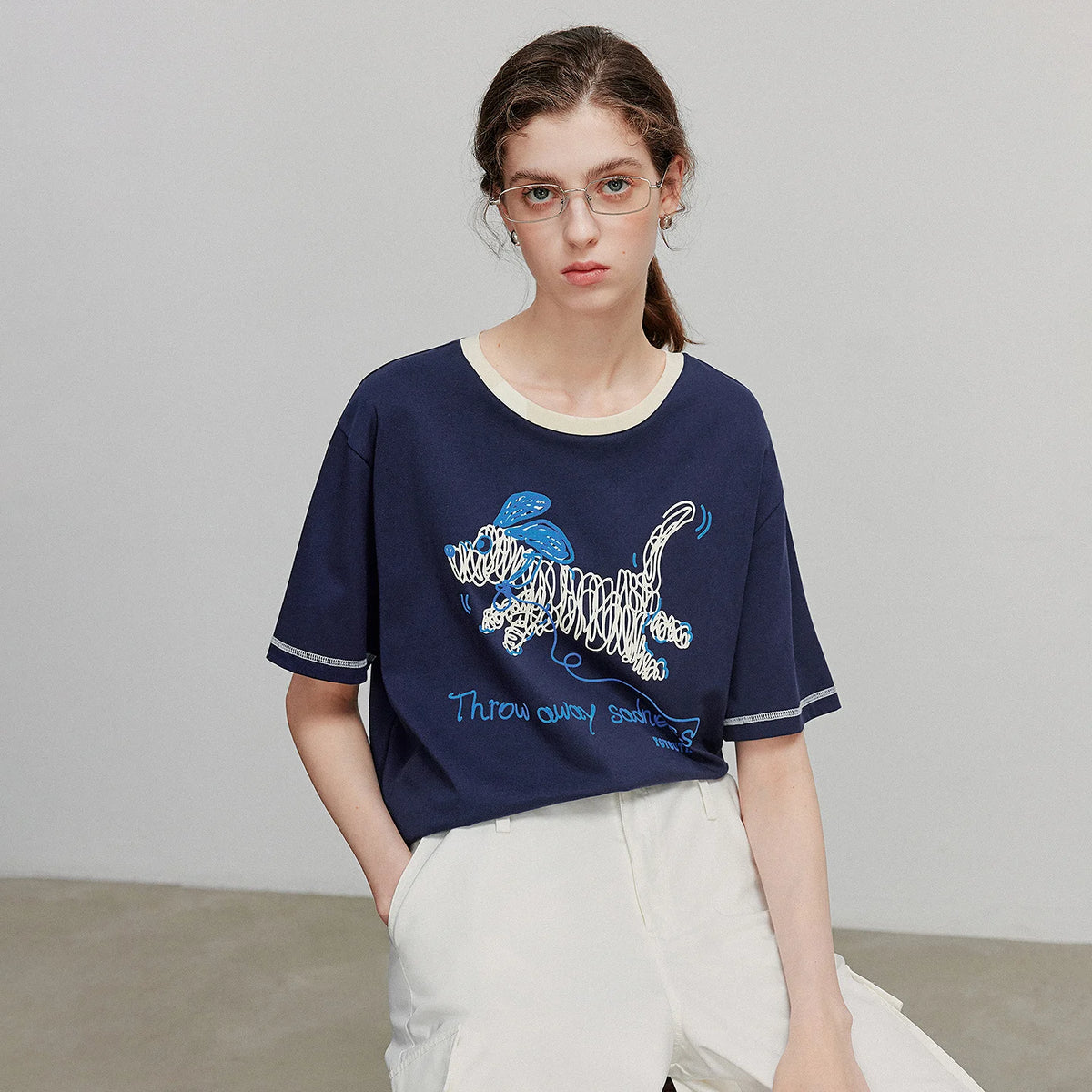 Dog-Graphic Contrast-Trim Tee