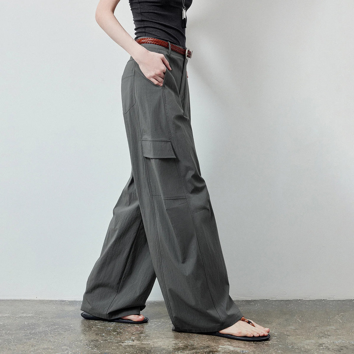 Cargo-Pocket Curved-Leg Pants