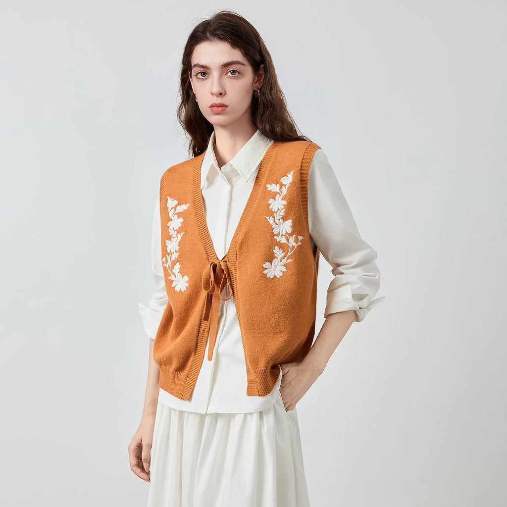 Floral Tie-Front Knit Vest