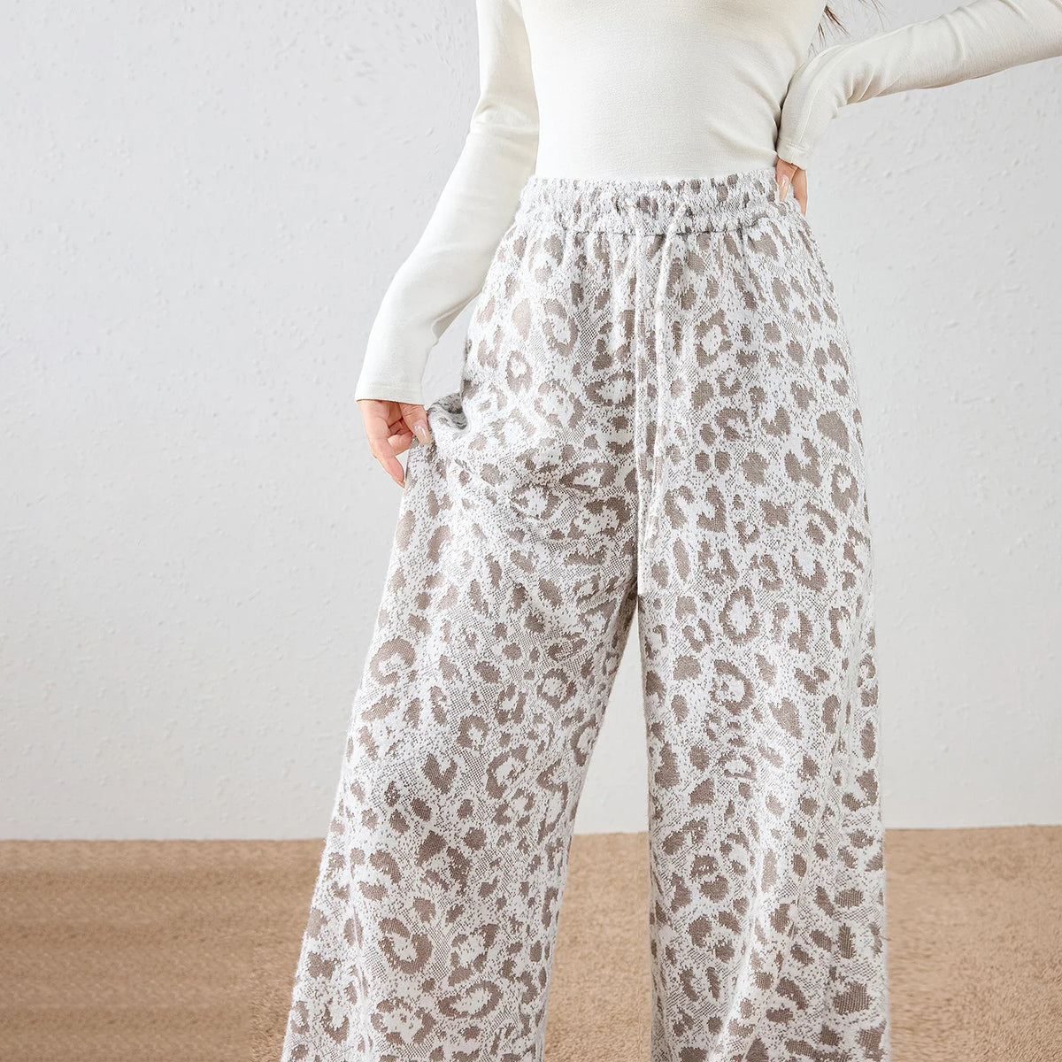 Textured Leopard-Pattern Wide-Leg Pants