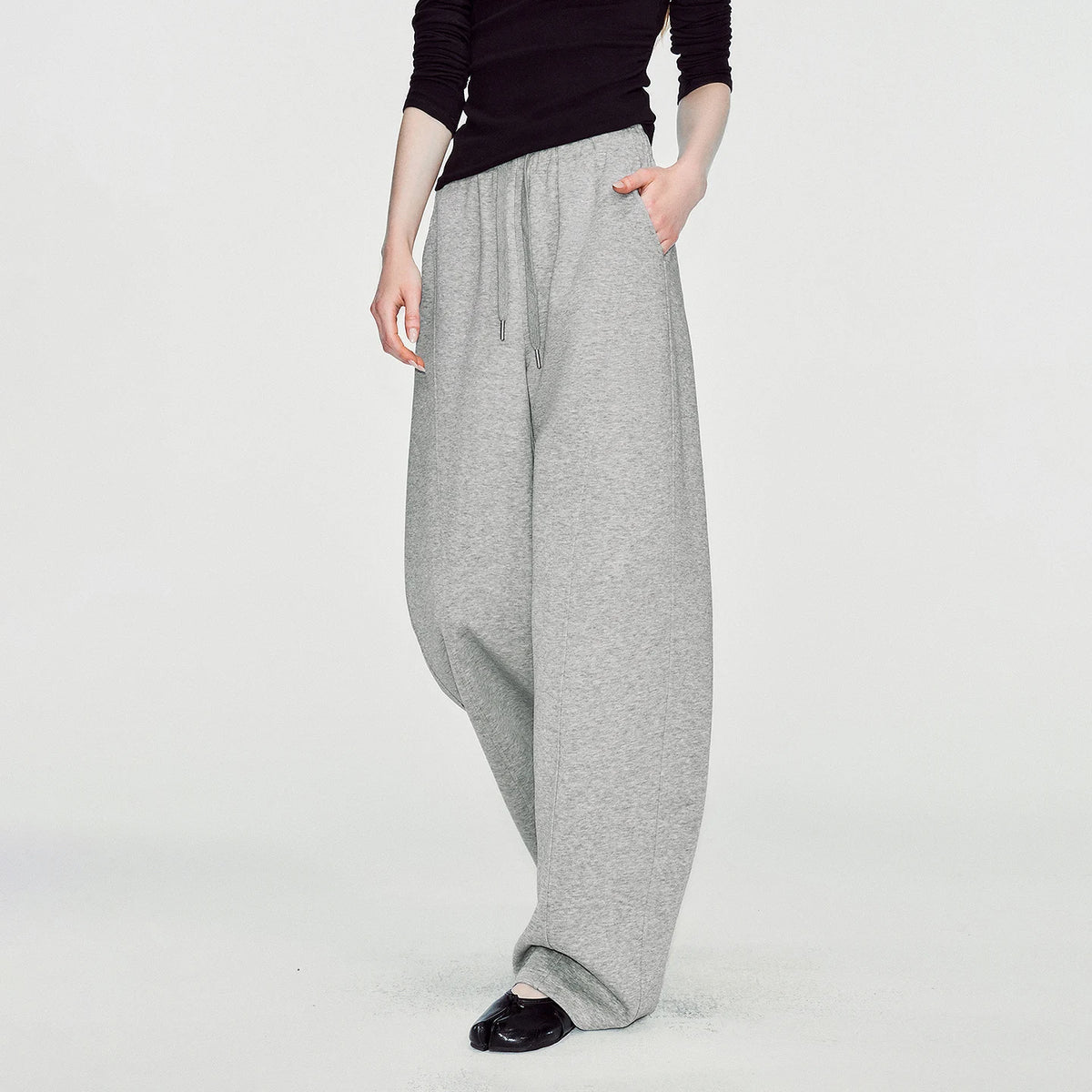 Curved-Seam Wide-Leg Sweatpants